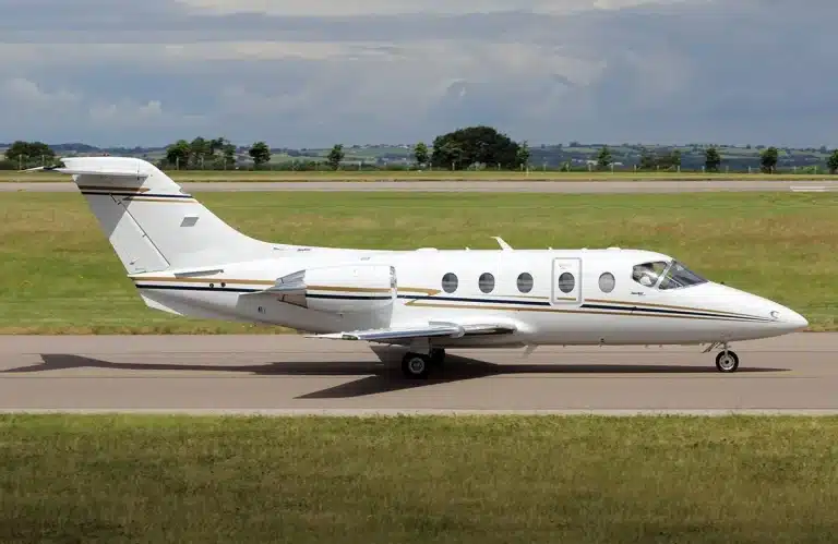 Hawker 400XP